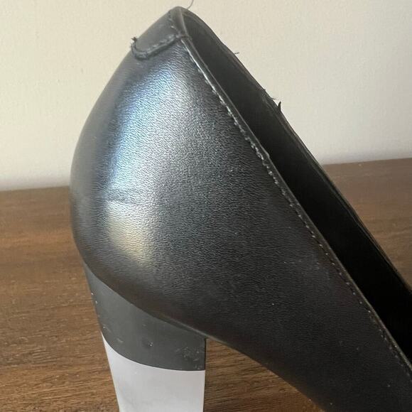 Pour La Victoire Woman’s Black Leather Bock Acrylic Heel Pumps- Size 8 - Picture 11 of 11